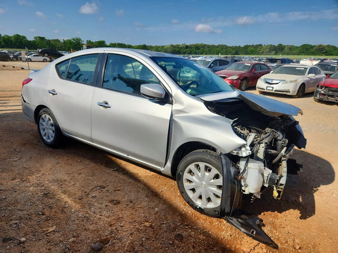 Nissan Versa 1.6 Sv