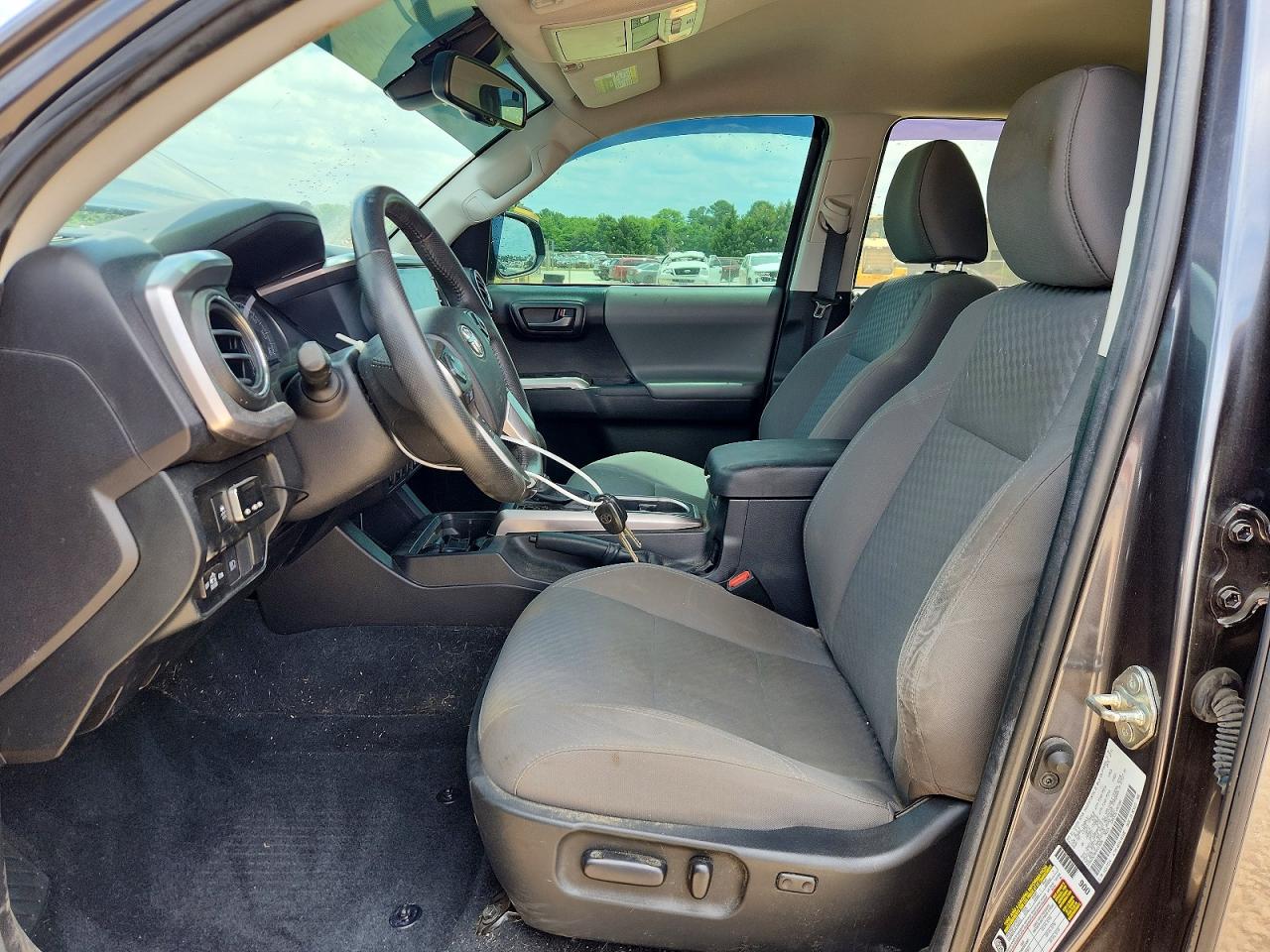 Toyota Tacoma Sr5 V6