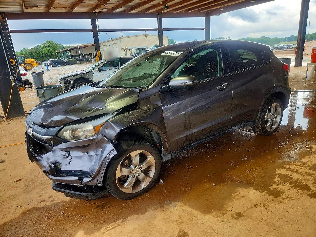 Salvage Honda HR-V Image