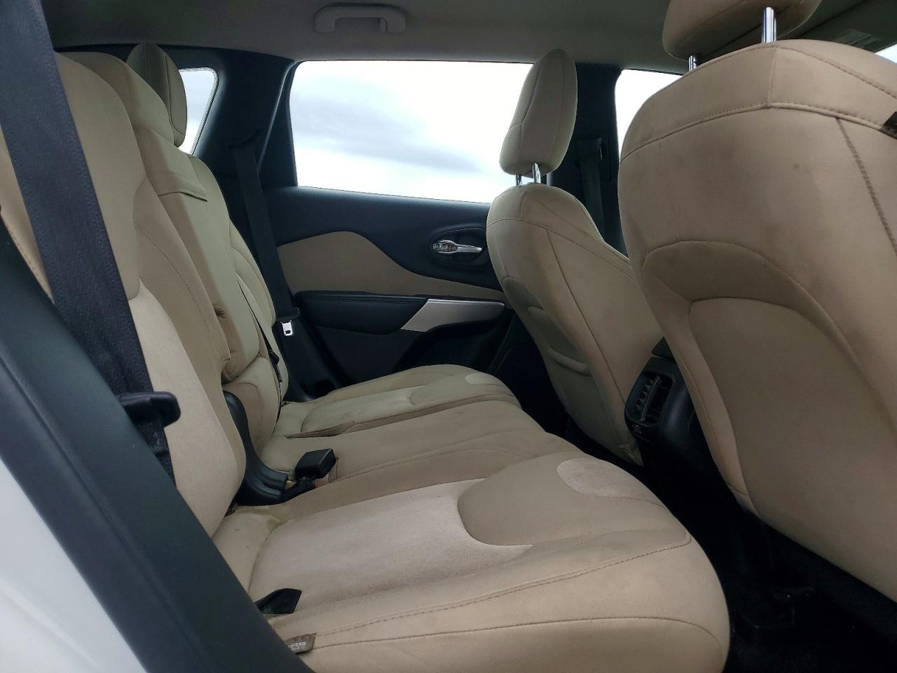 Jeep Cherokee Sport