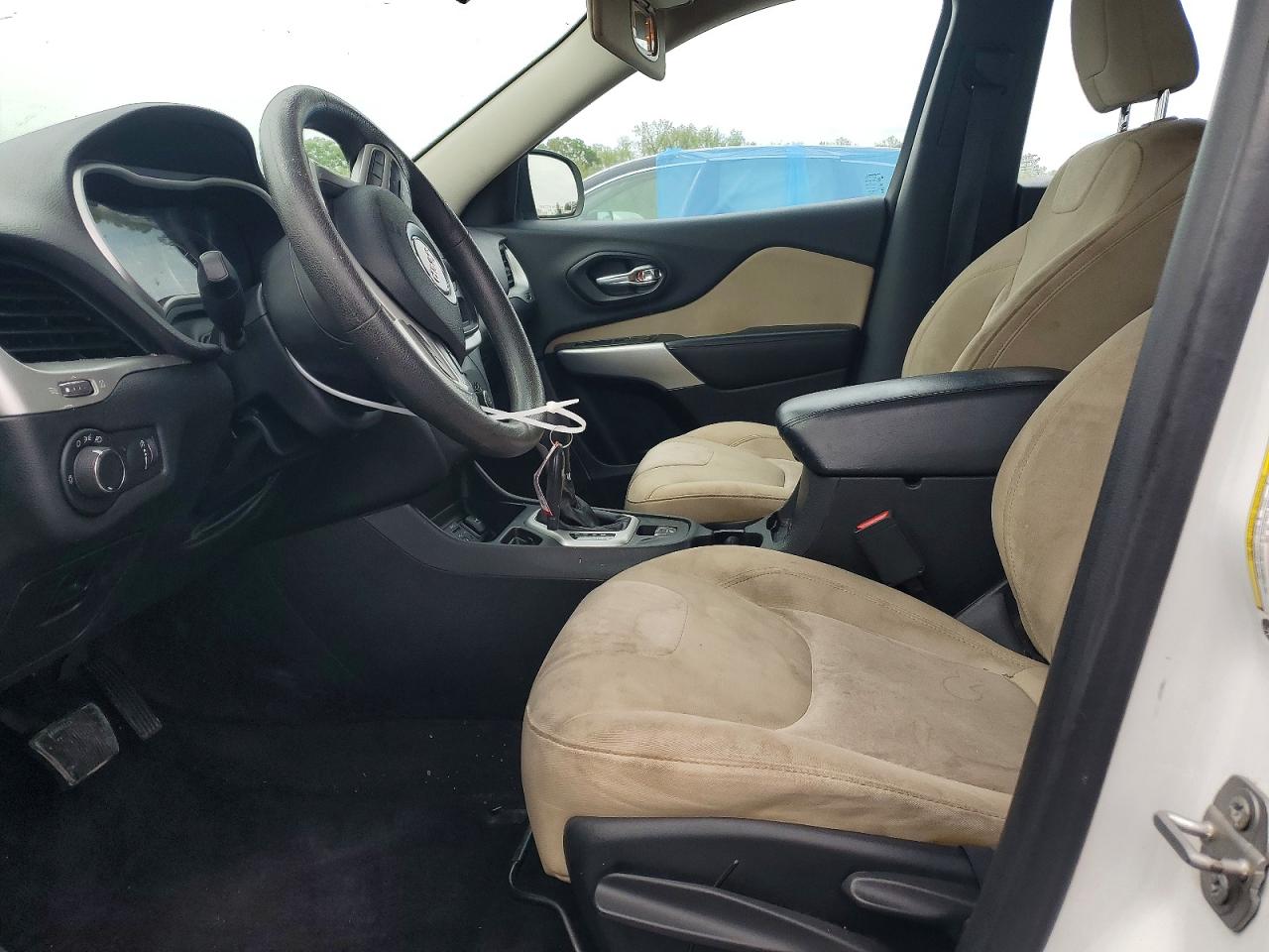 Jeep Cherokee Sport