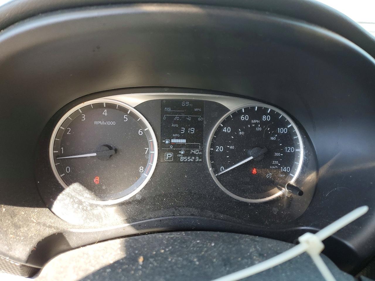 Nissan Kicks S