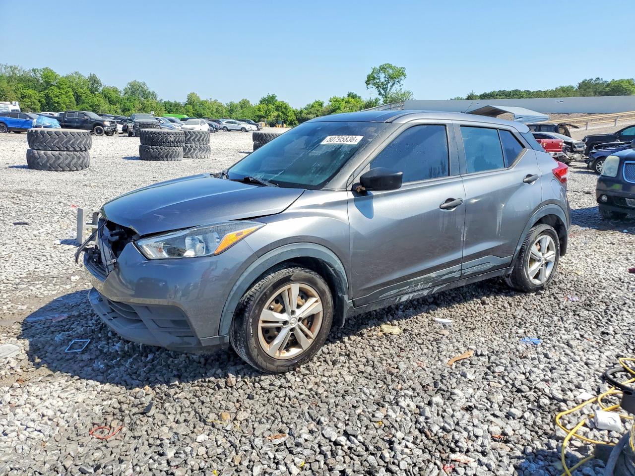 Salvage Nissan Kicks Image