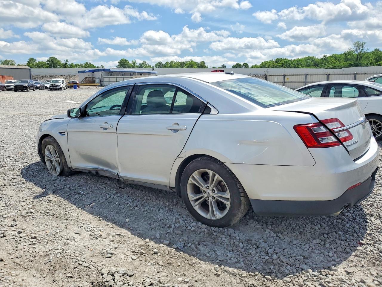 Ford Taurus Se