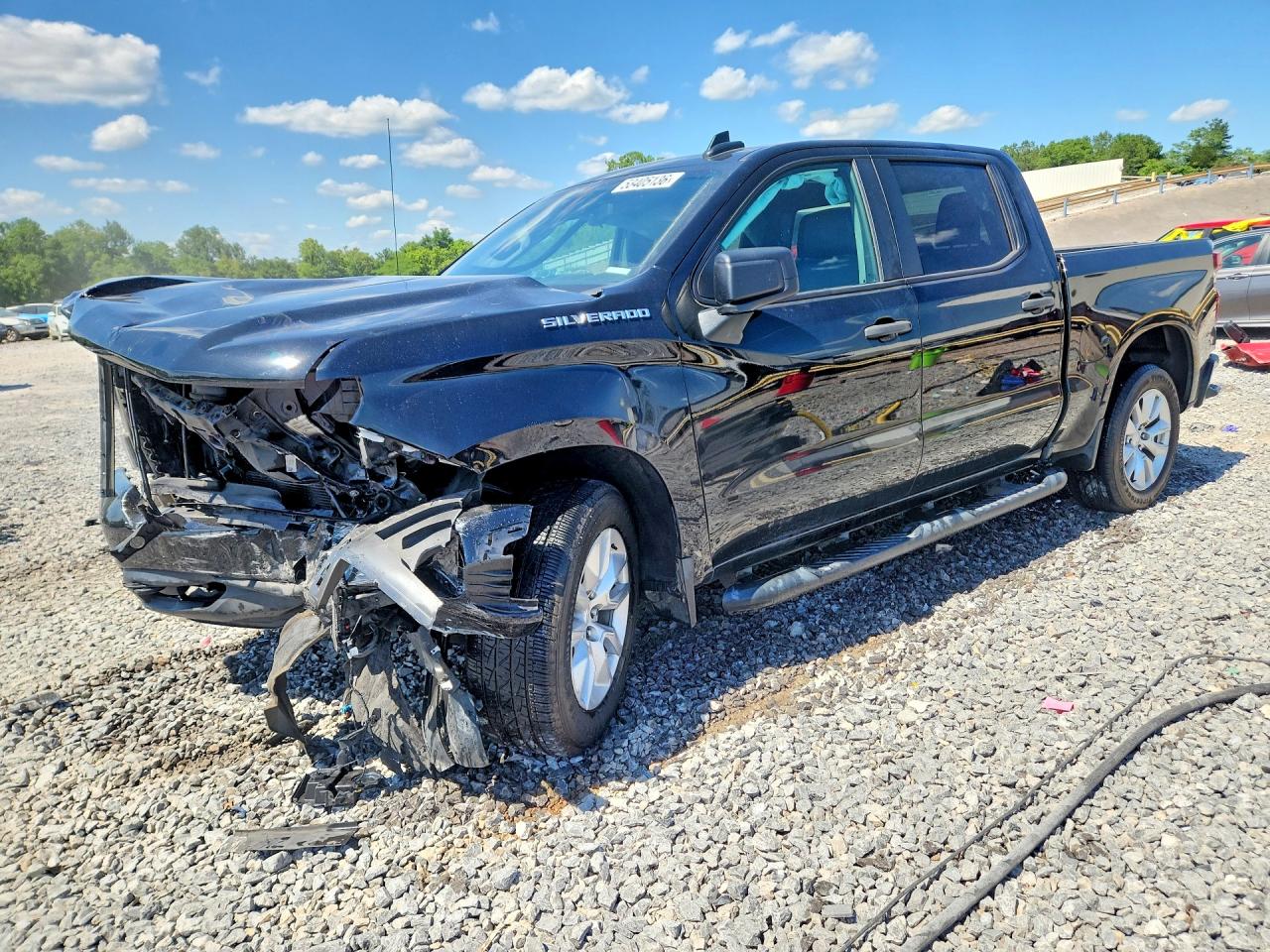 Salvage Chevrolet Silverado Image