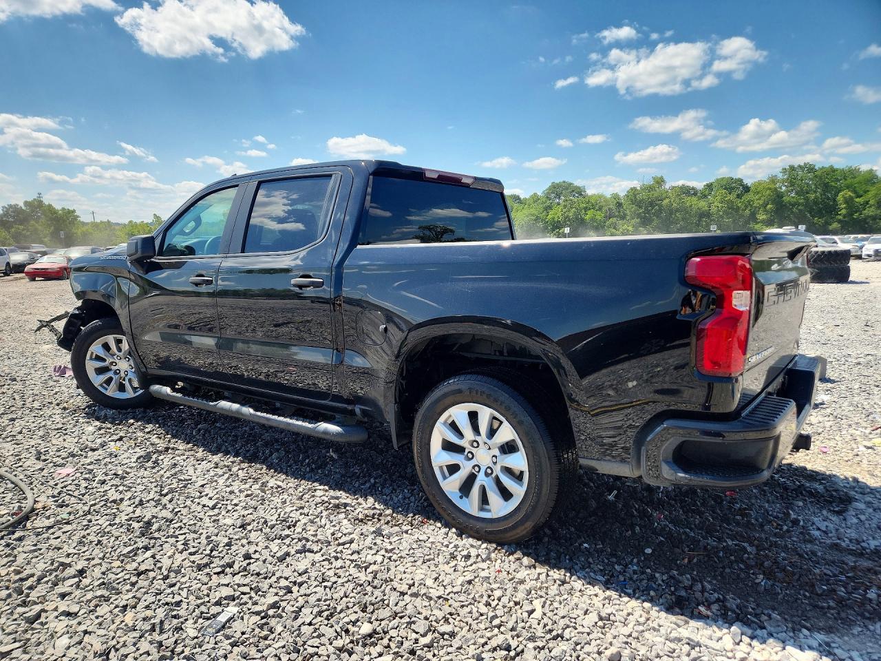 Chevrolet Silverado C1500 Custom
