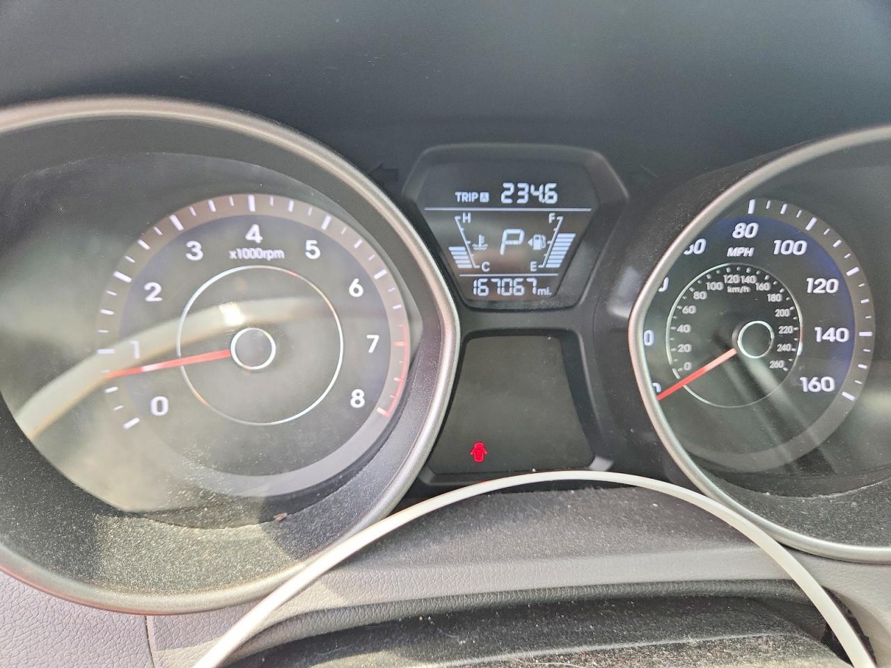 Hyundai ELANTRA Se