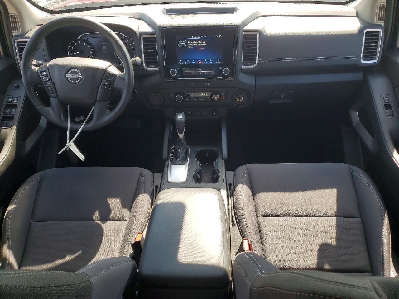 Nissan Frontier Sv