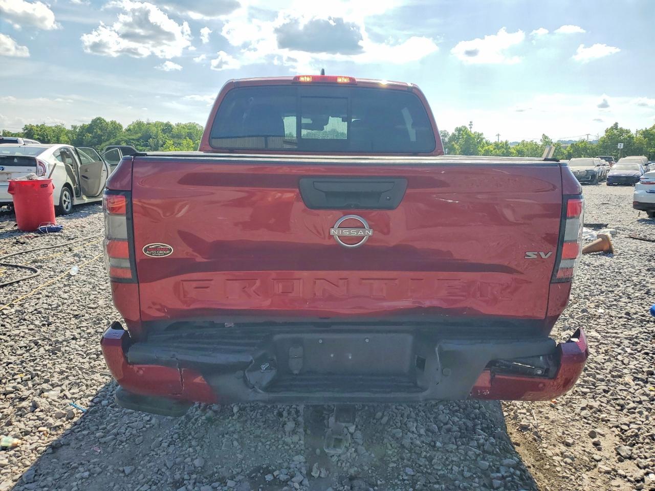 Nissan Frontier Sv