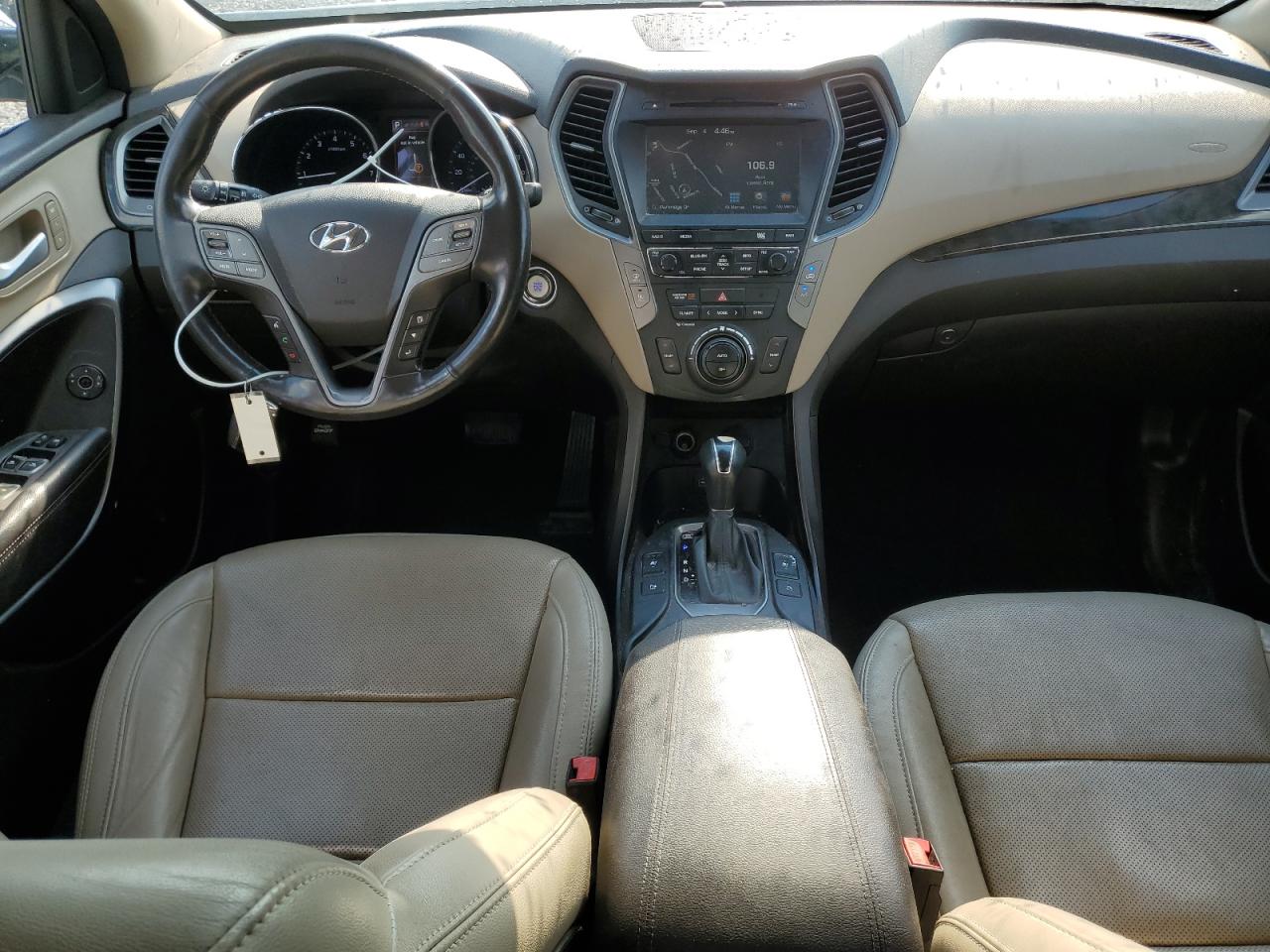 Hyundai SANTA FE