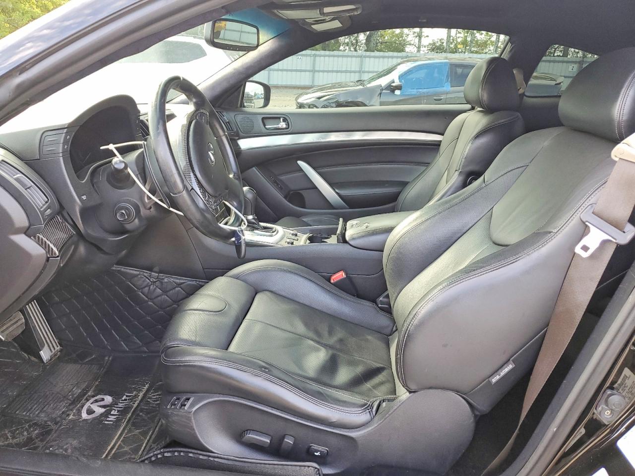 INFINITI Q60 Sport Sport