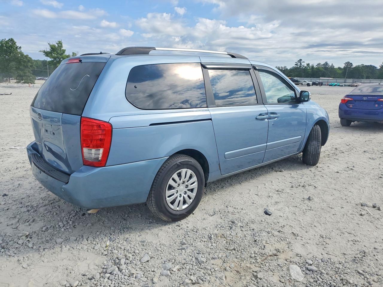 Kia Sedona Lx