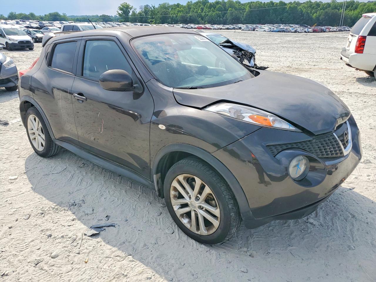 Nissan JUKE S