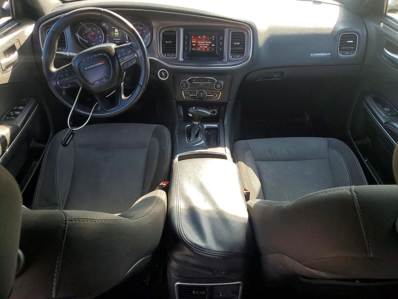 Dodge Charger Se