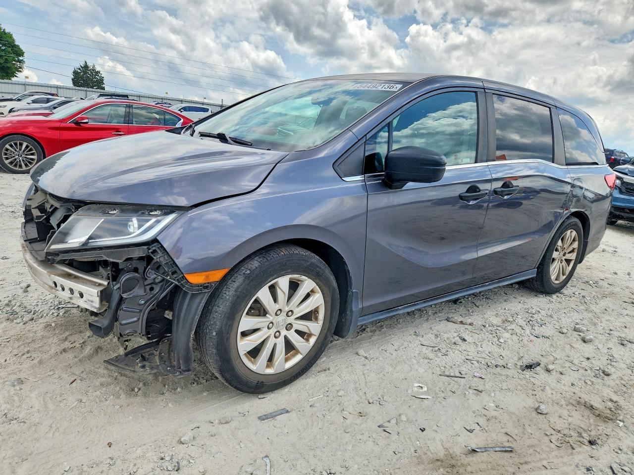 Salvage Honda Odyssey Image