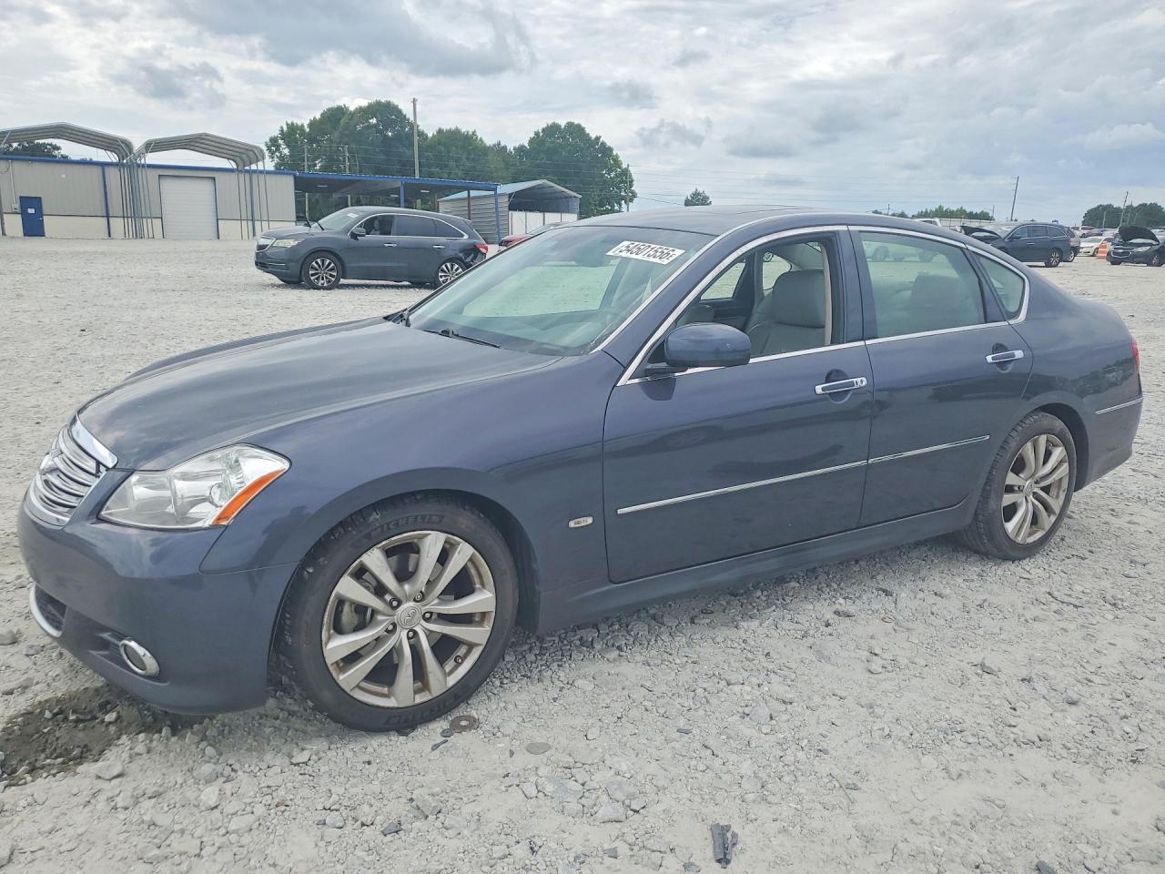 Salvage INFINITI M35 Image