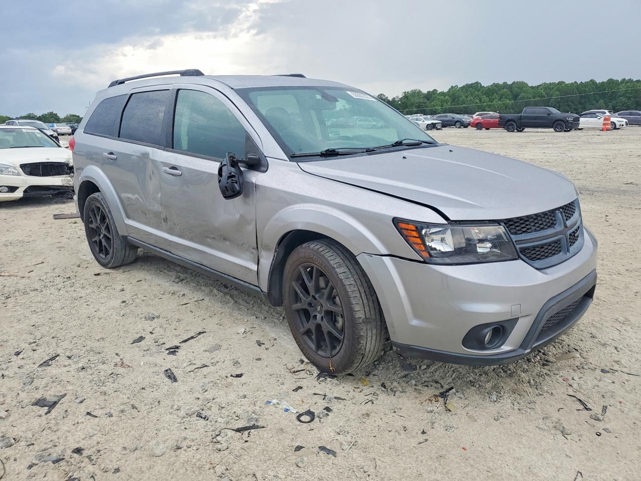 Dodge Journey Se
