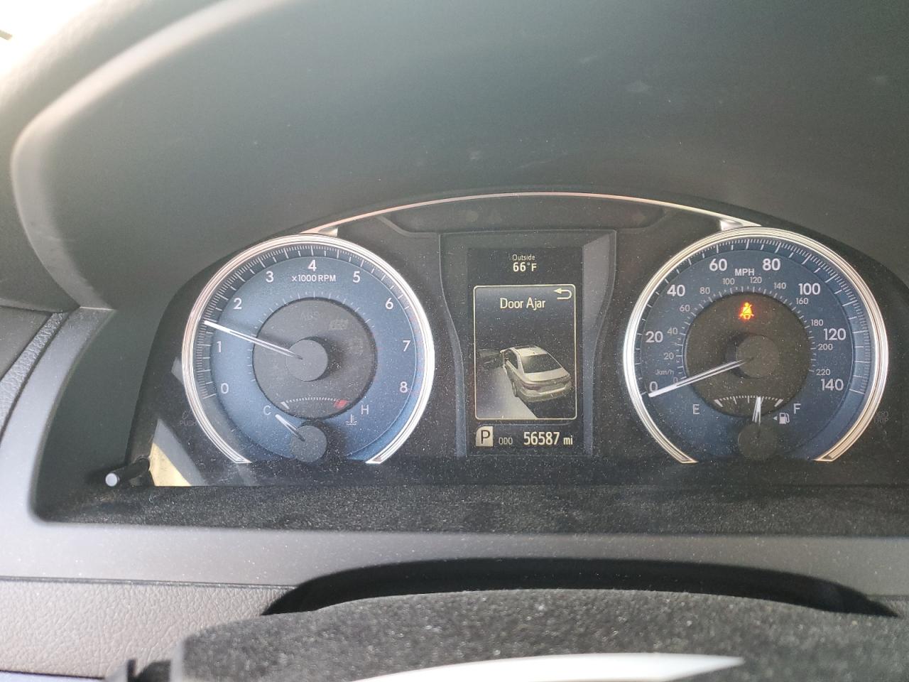 Toyota Camry Le