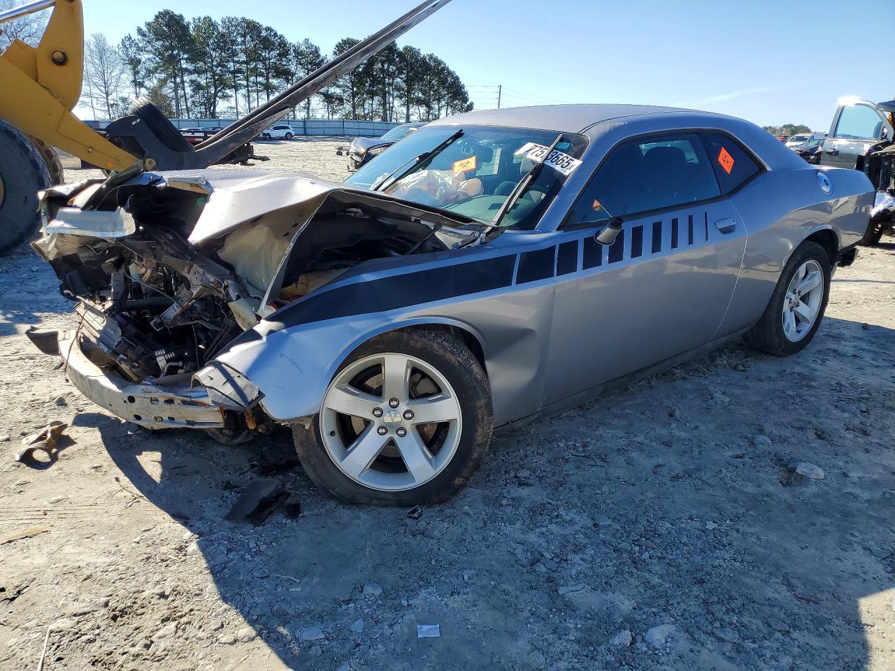 Salvage Dodge Challenger Image