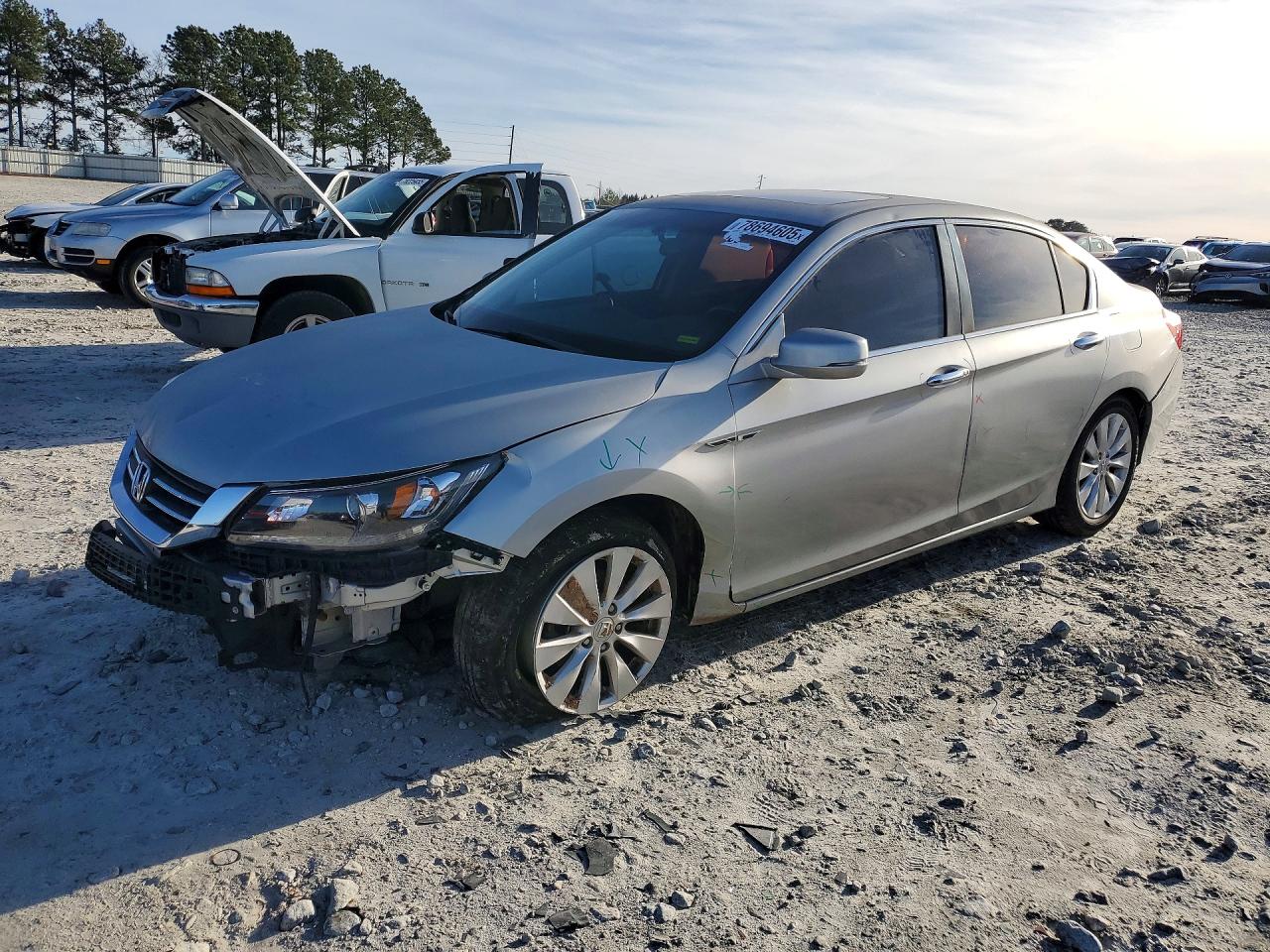 Salvage Honda Accord Image