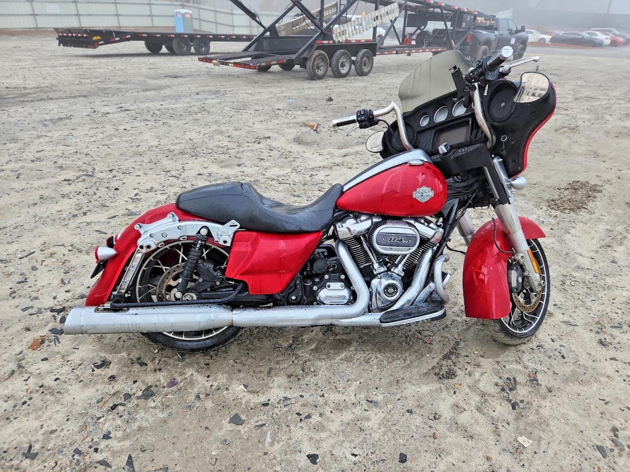 Salvage Harley-Davidson Fl Image