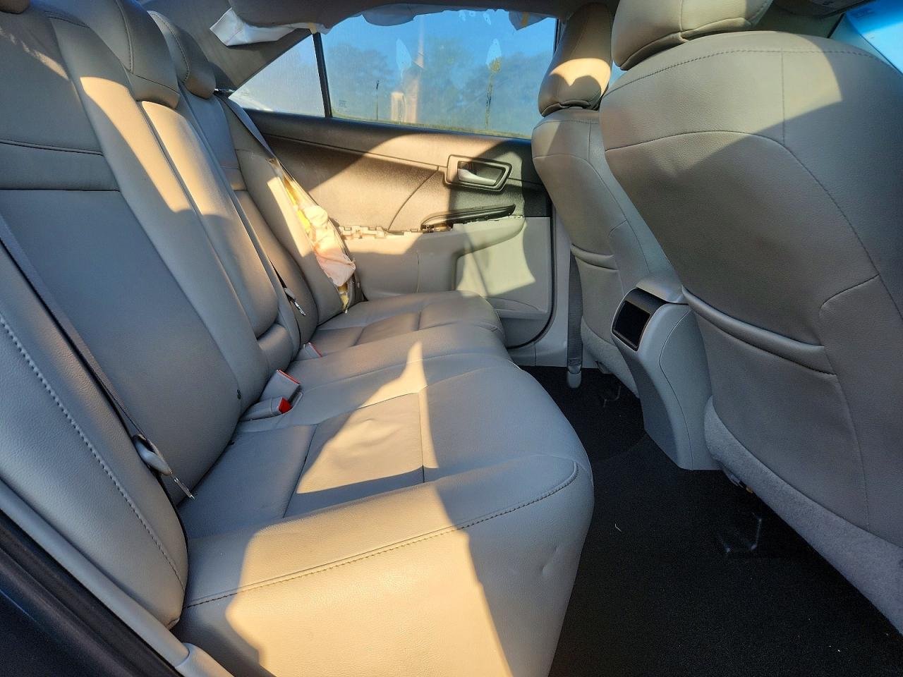 Toyota Camry L