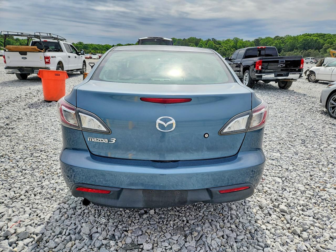 Mazda 3 I