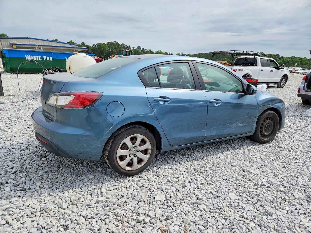 Mazda 3 I