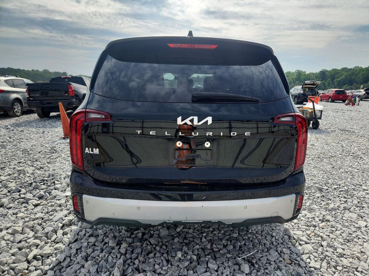 Kia Telluride Lx