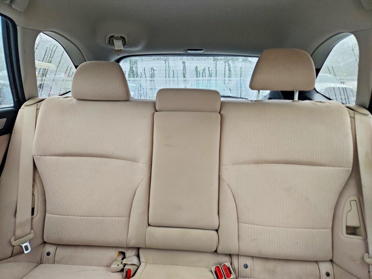 Subaru Legacy 2.5i Premium