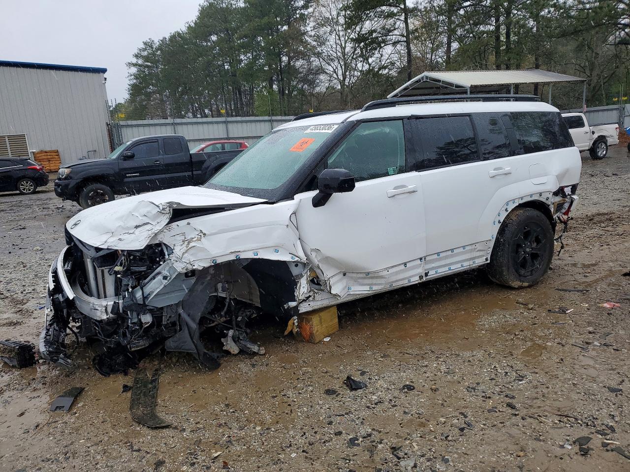 Salvage Hyundai SANTA FE Image
