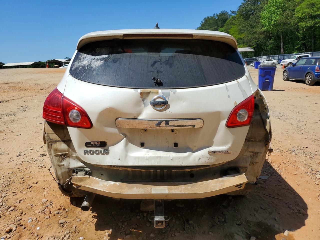 Nissan Rogue S