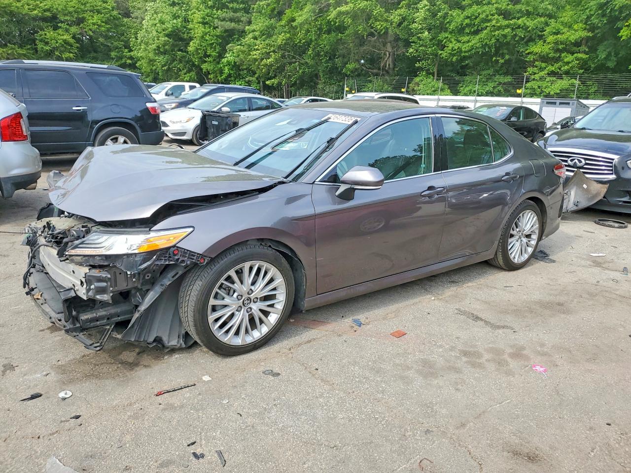 Salvage Toyota Camry Image