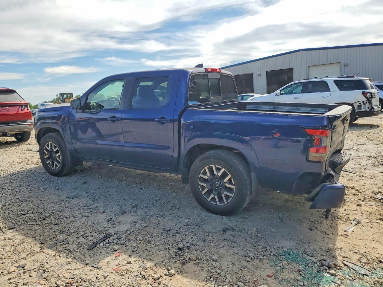 Nissan Frontier Sv