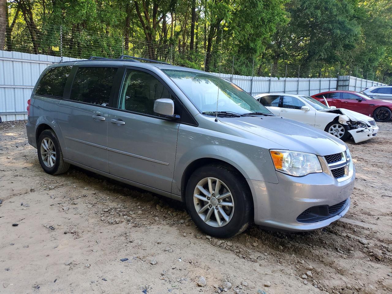 Dodge Caravan Sxt