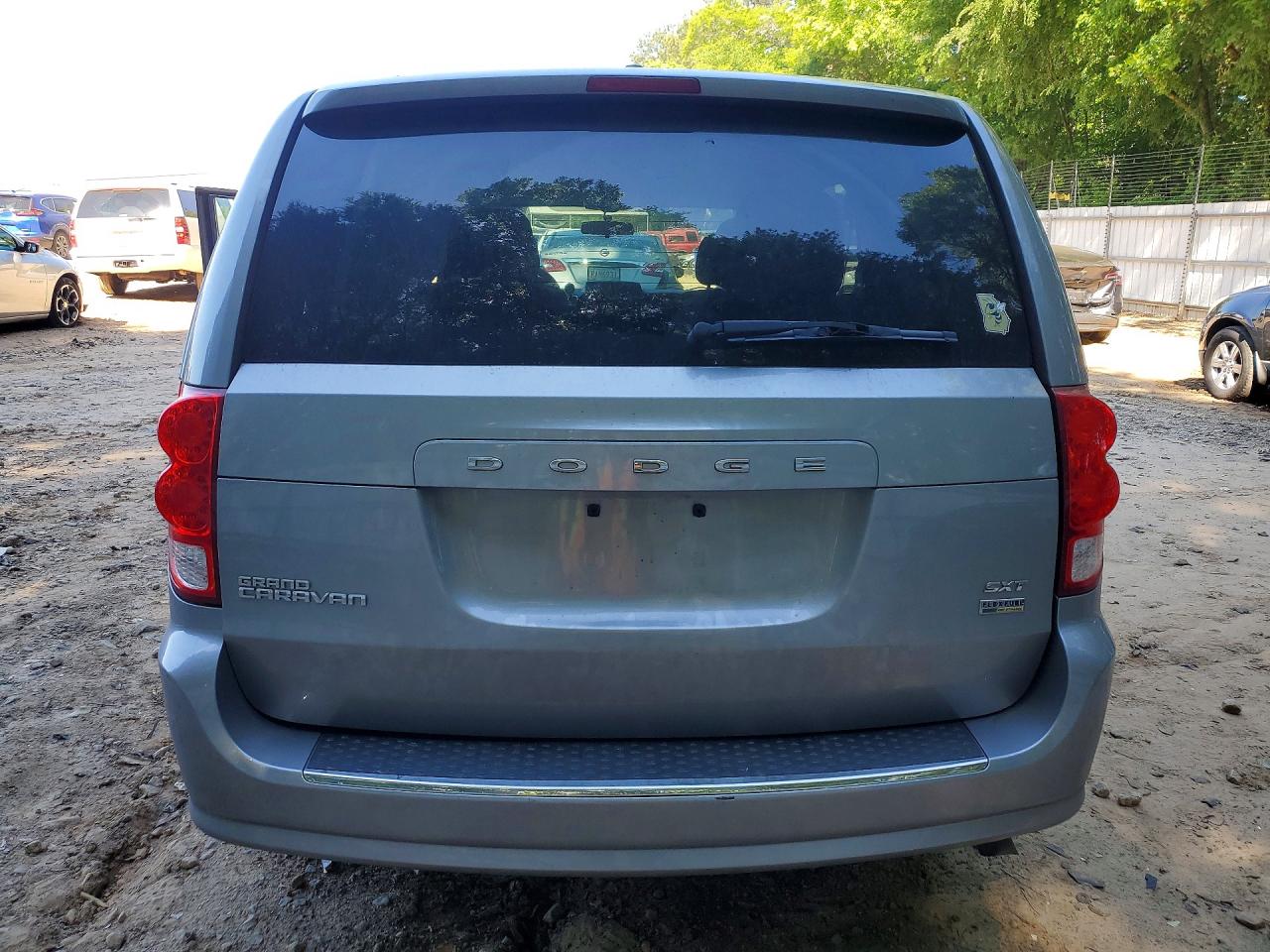 Dodge Caravan Sxt