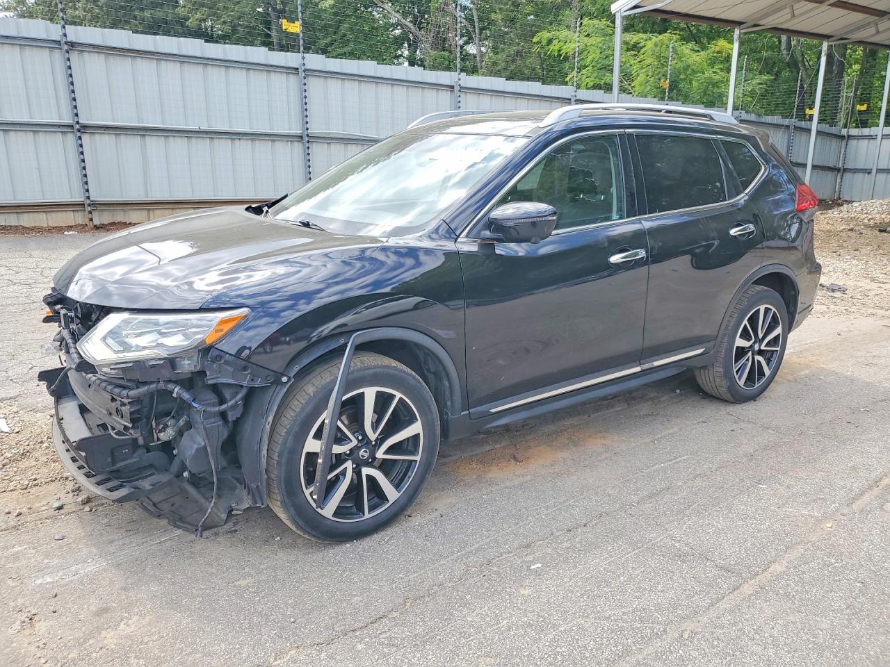 Salvage Nissan Rogue Image