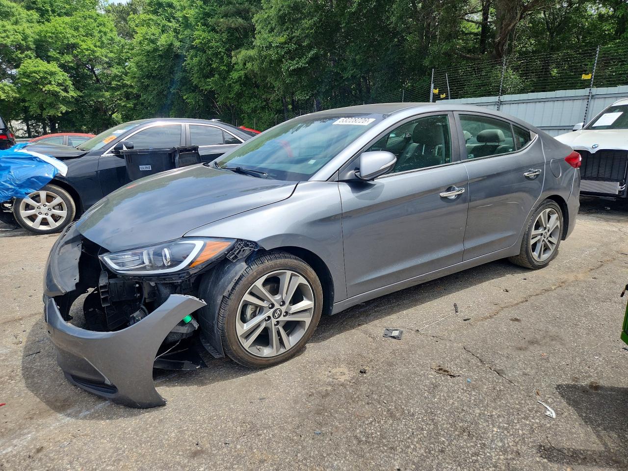 Salvage Hyundai ELANTRA Image