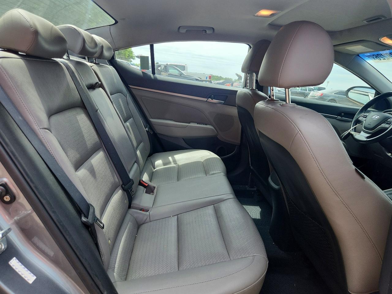 Hyundai ELANTRA Limited