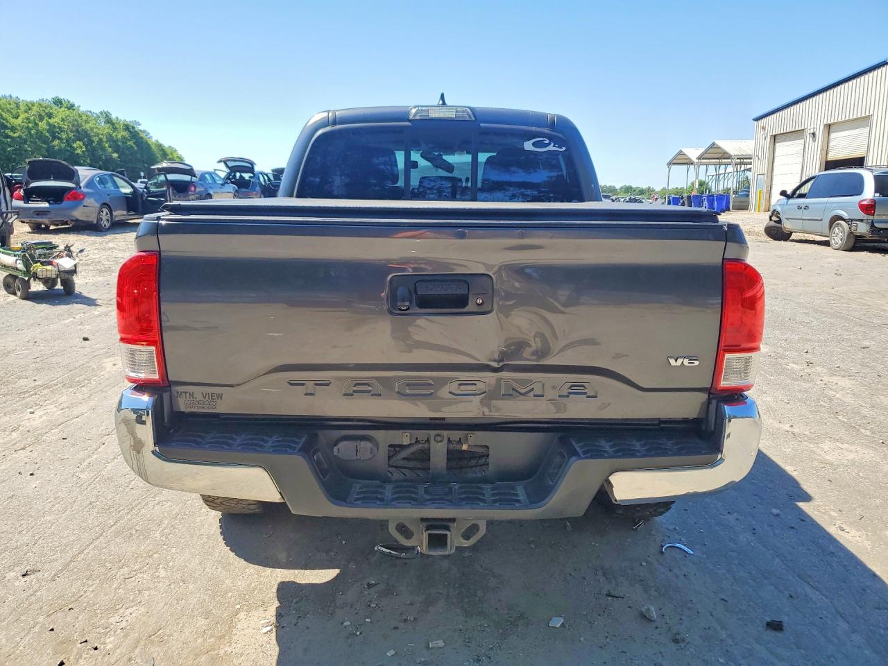 Toyota Tacoma Sr5 V6