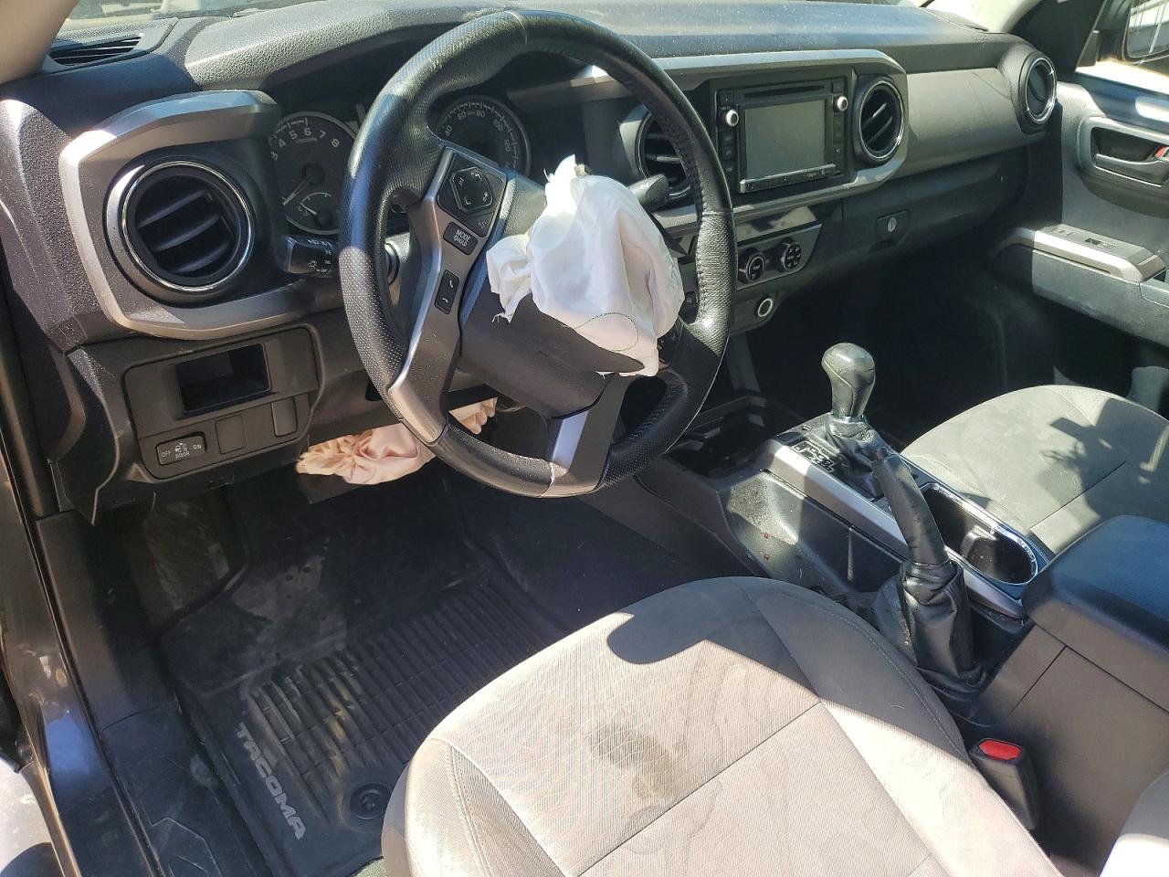 Toyota Tacoma Sr5 V6