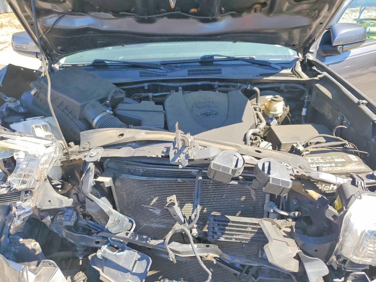 Toyota Tacoma Sr5 V6