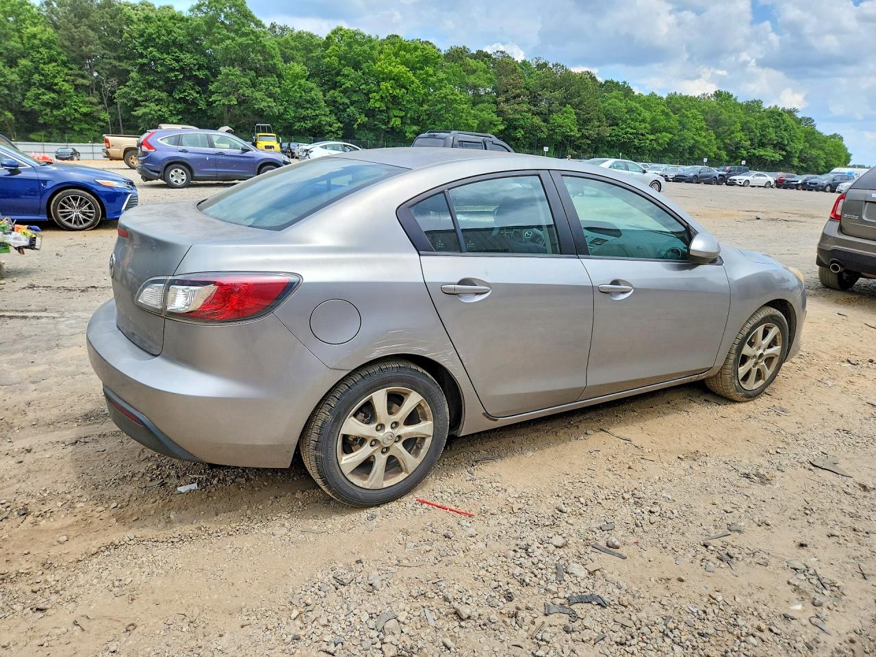 Mazda 3 I