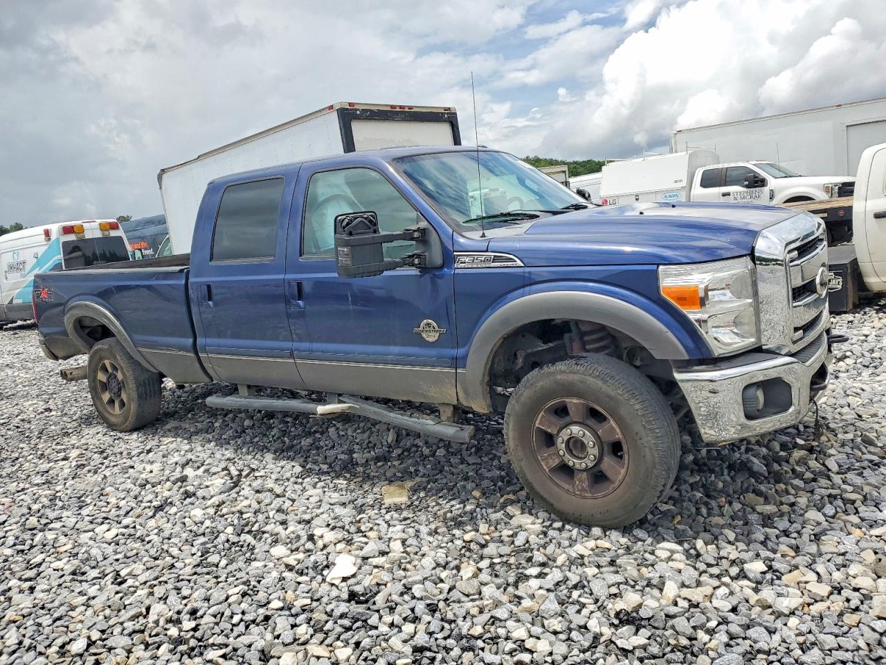 Salvage Ford F-350 Image