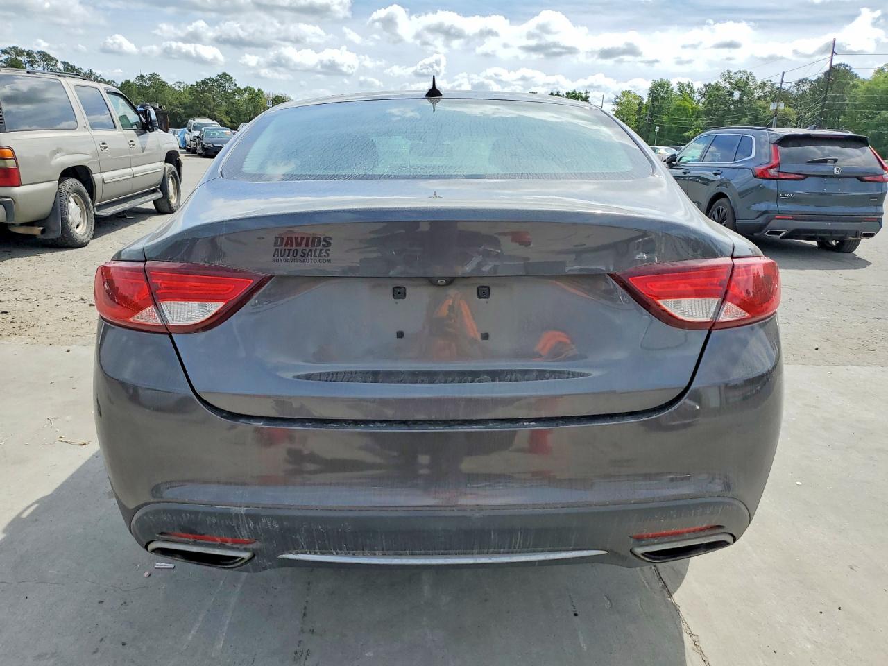 Chrysler 200 C