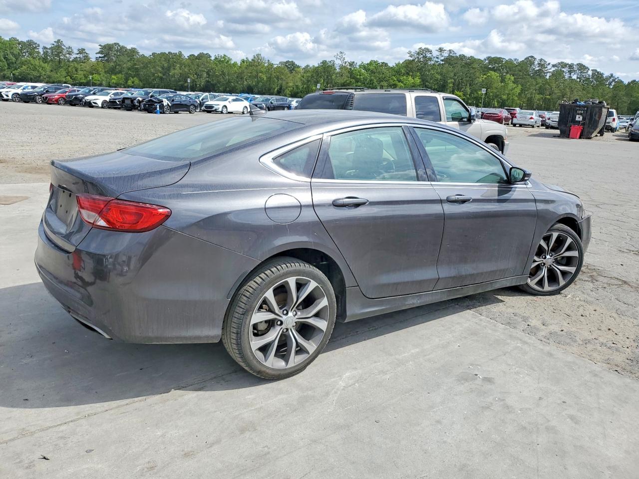 Chrysler 200 C