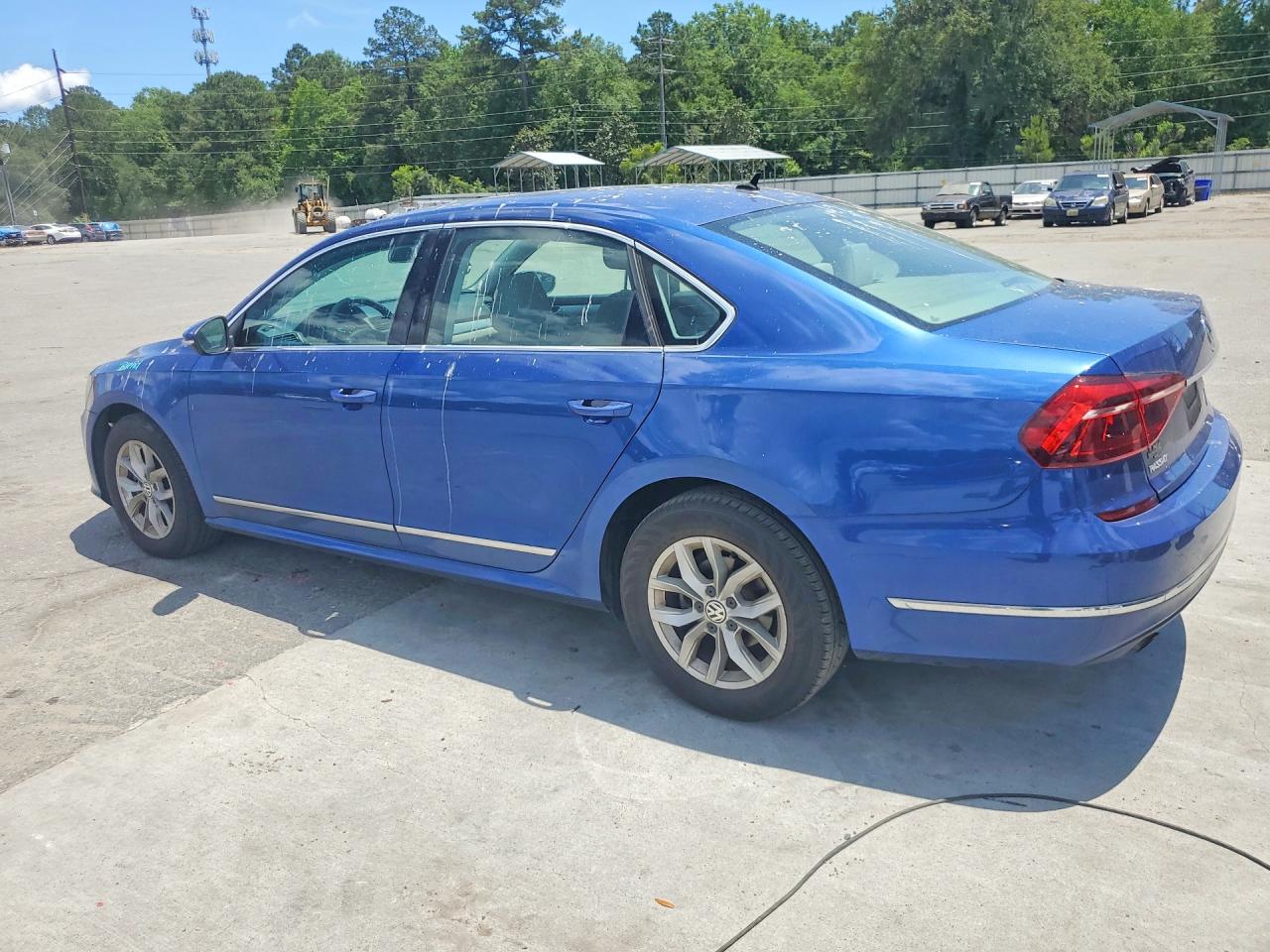 Volkswagen Passat S