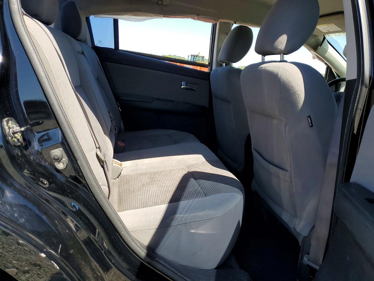 Nissan Sentra 2. 2.0