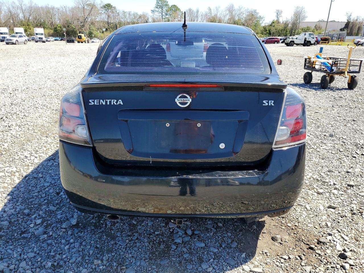 Nissan Sentra 2. 2.0