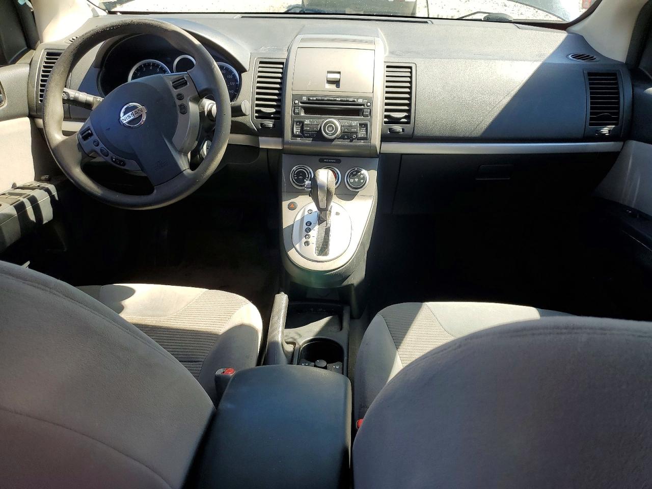 Nissan Sentra 2. 2.0